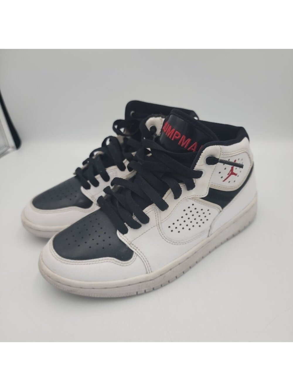 Nike Air Jordan Access Sneaker Shoes White/Black AV7941-101 Boys Men Size 5.5Y